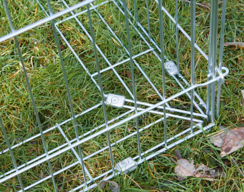 Open-air enclosure with breakout barrier