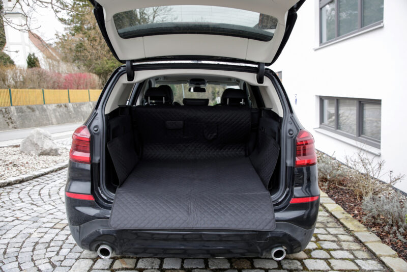 Protective rug for car boot Premium