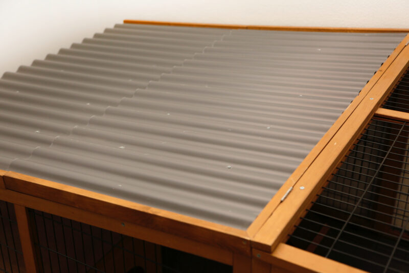 Outdoor Pen with Breakout Barrier