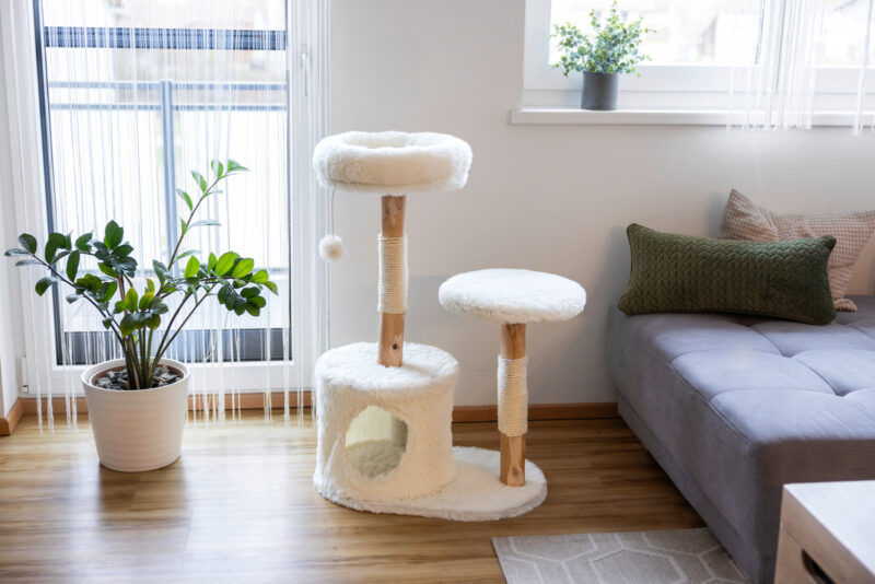 Cat Tree Lucia