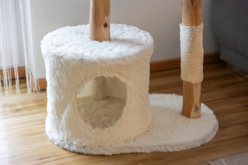 Cat Tree Lucia