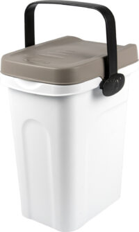 Feed container